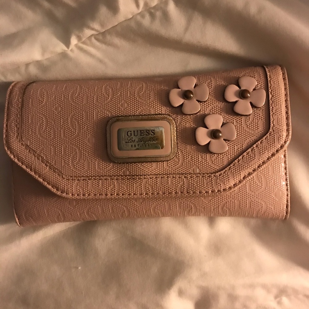 GUESS wallet
